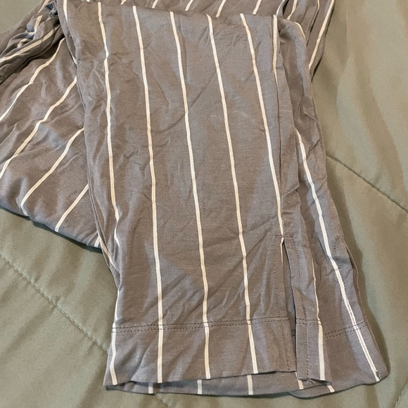 Soma NWT pajama set Ladies size Medium “Calm Stripe Castle Grey” - Picture 5 of 12